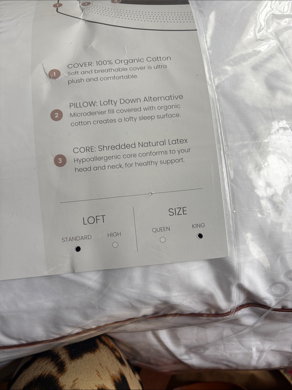 saatva Lofty Down Alternative Pillow - White